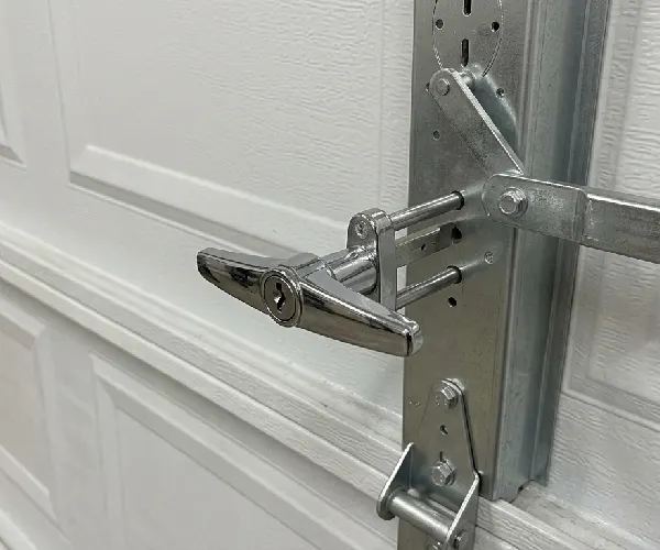 garage-door-lock.webp